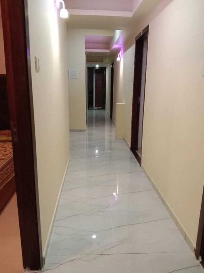 Hotel Sai Deep Lodging By Wb Inn Navi Mumbai Bagian luar foto